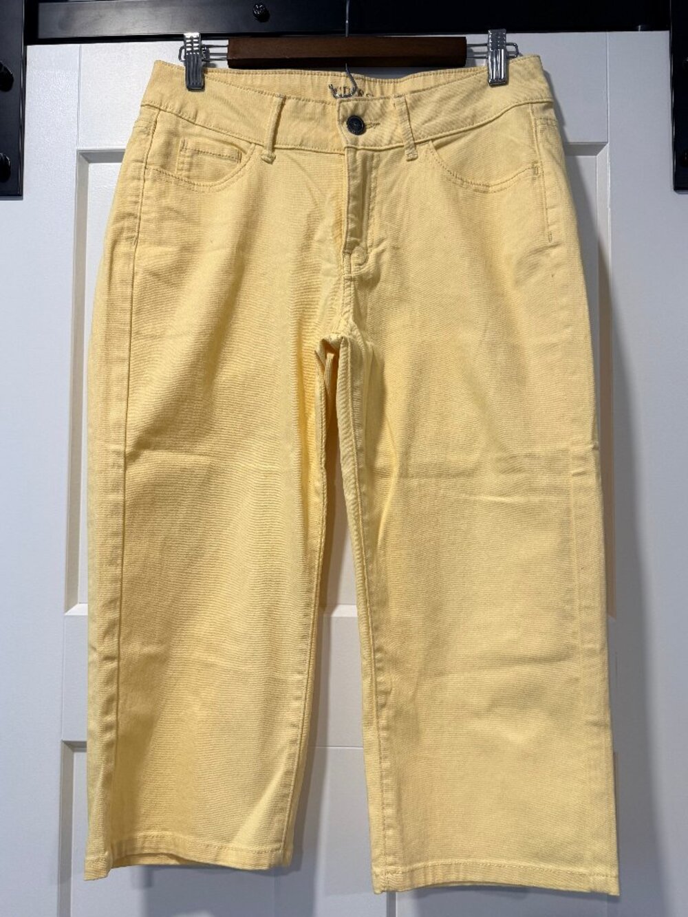 Riders by Lee Yellow Denim Stretch Capris 5-Pocket-Style